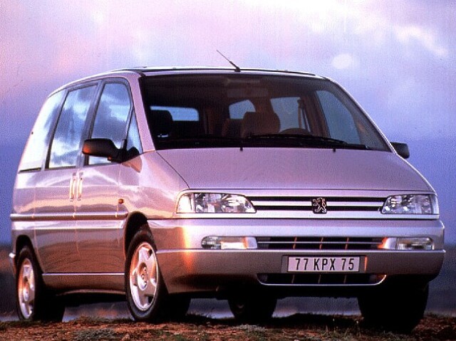 Peugeot 806