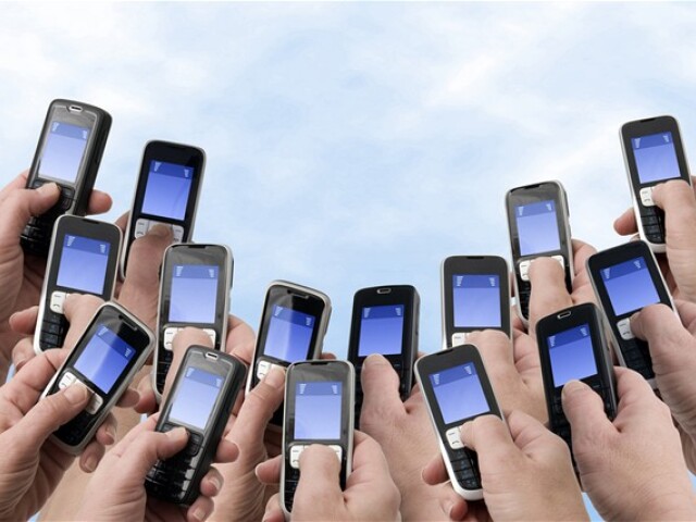 mobil, mobily, telefóny, mobilné, telefonovanie, SMS, MMS