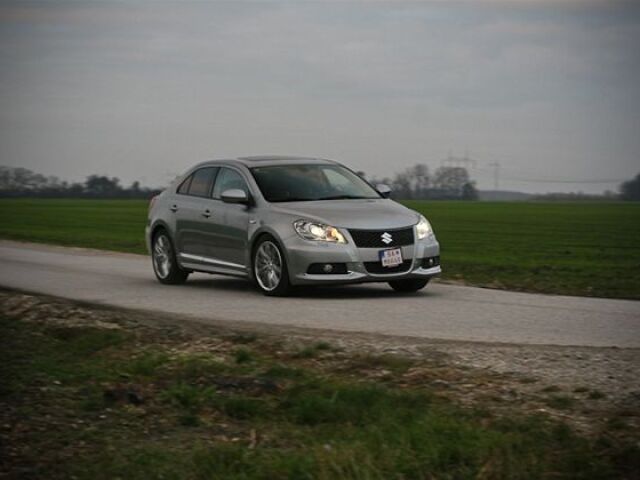 Suzuki Kizashi