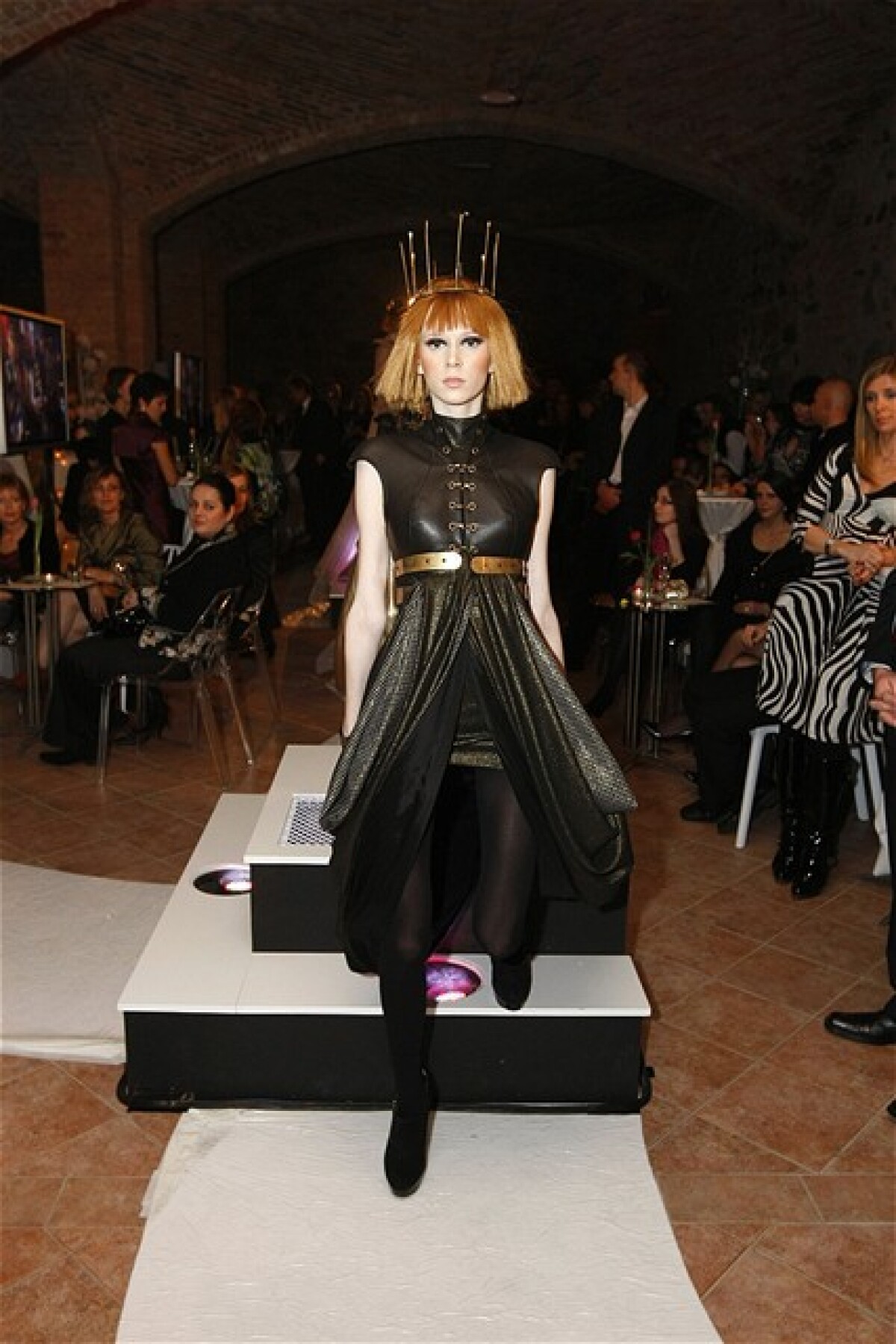 Orange Fashion Show 2010 - Hana Převrátilová