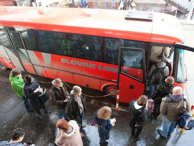 autobus, cestovanie, doprava, cestovné 