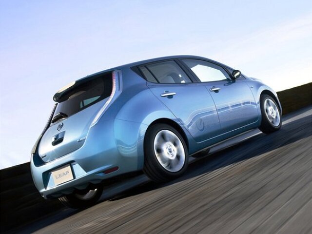 Na jedno nabitie prejde Leaf 160 km.