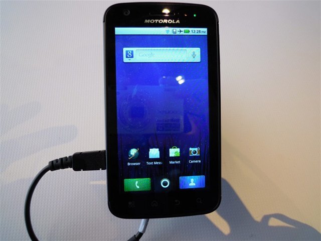 smartfón Motorola Atrix 4G, telefón