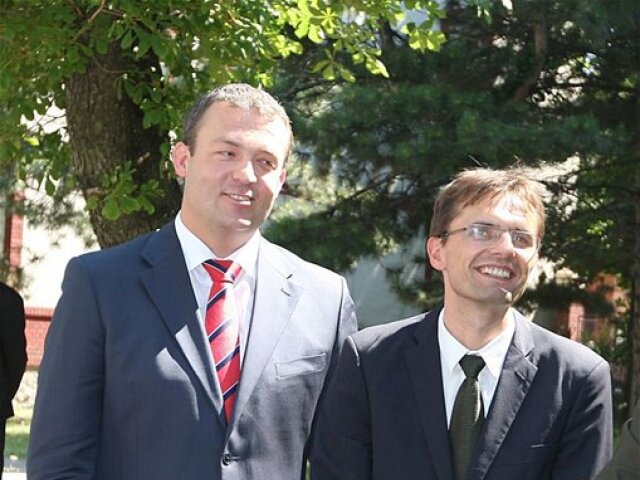 Galko, Baška, minister obrana