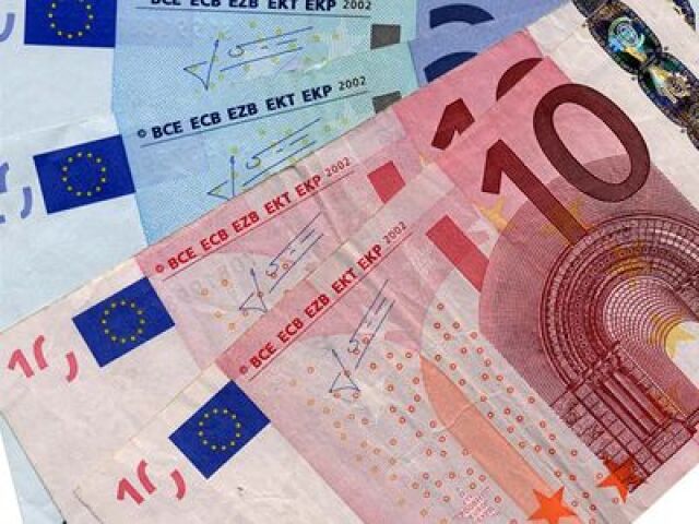 euro, peniaze