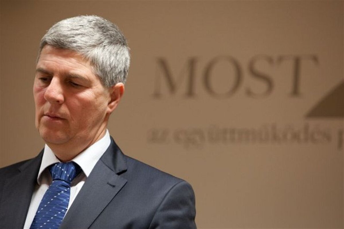Bugár, Most 