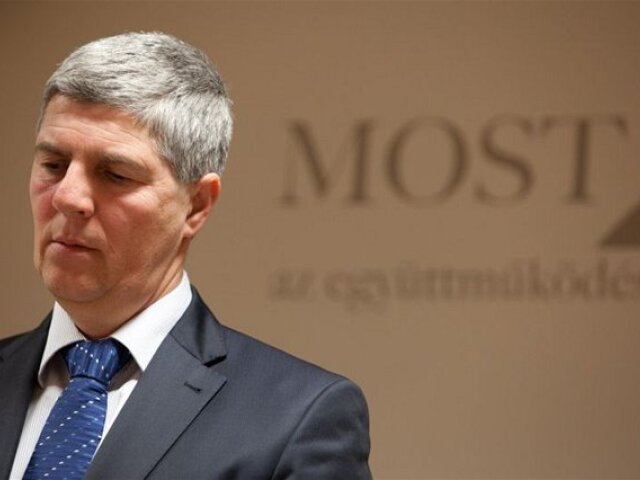 Bugár, Most 
