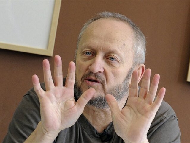 psychoterapeut Andrew Urbiš