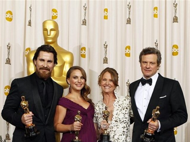 Oscar 2011 - ocenení - herci - Zľava: Christian Bale, Natalie Portman, Melissa Leo a Colin Firth