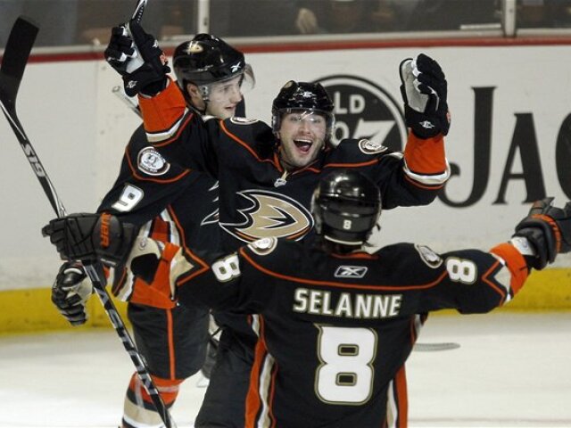 Ľubomír Višňovský, Teemu Selänne