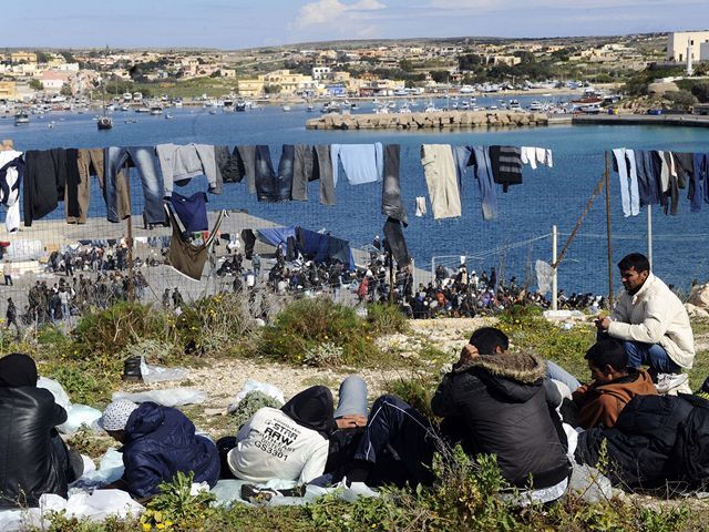 Lampedusa, Taliansko, utečenci
