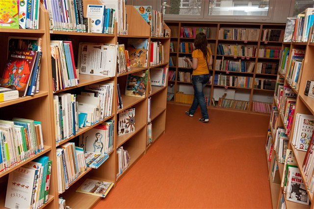 Deti majú najradšej dobrodružné knihy so silným príbehom. Encyklopedické informácie hľadajú už častejšie na internete.