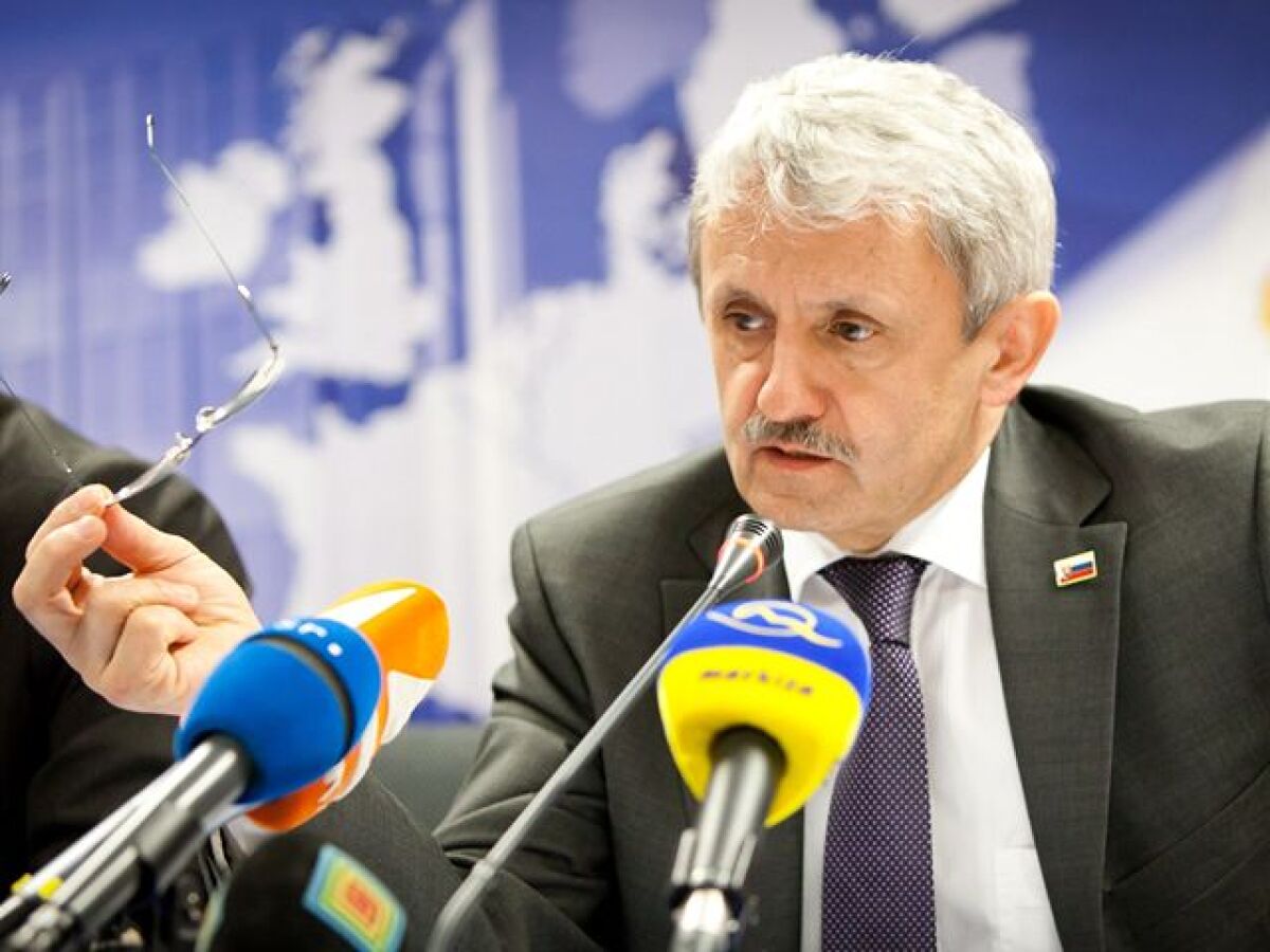 Mikuláš Dzurinda