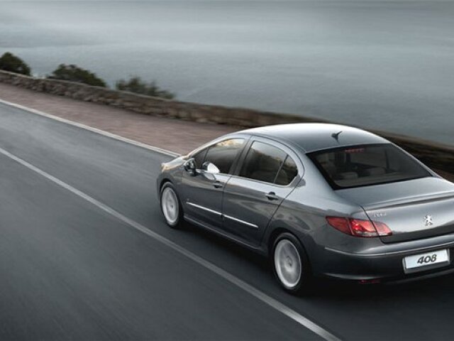 Peugeot 408