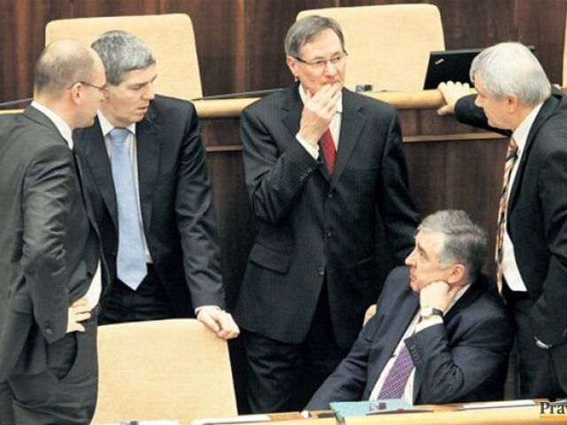 poslanci, parlament, NR SR