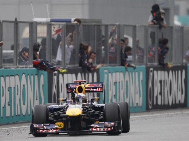 Vettel cieľ