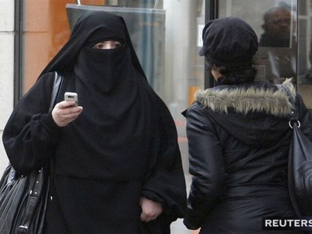 šatka, burka, moslimka