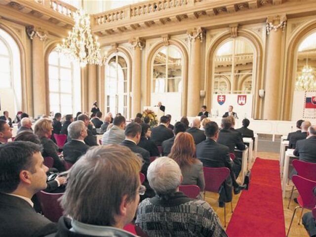bratislavské mestské zastupiteľstvo