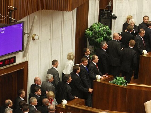 poslanci, tajná voľba generálneho prokurátora