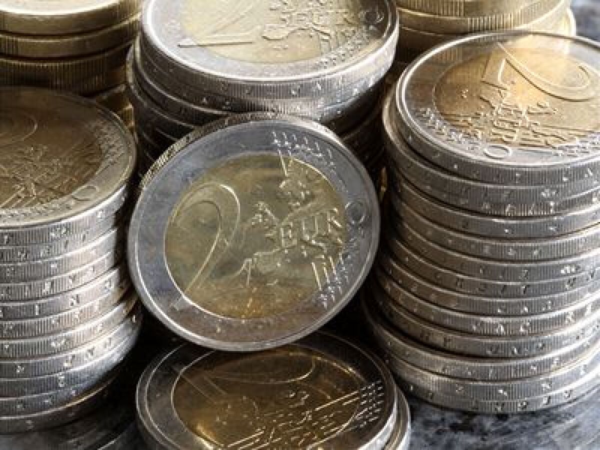 Peniaze, euro, mince
