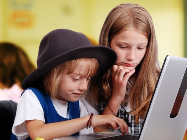 Na čo deti najčastejšie využívajú internet?