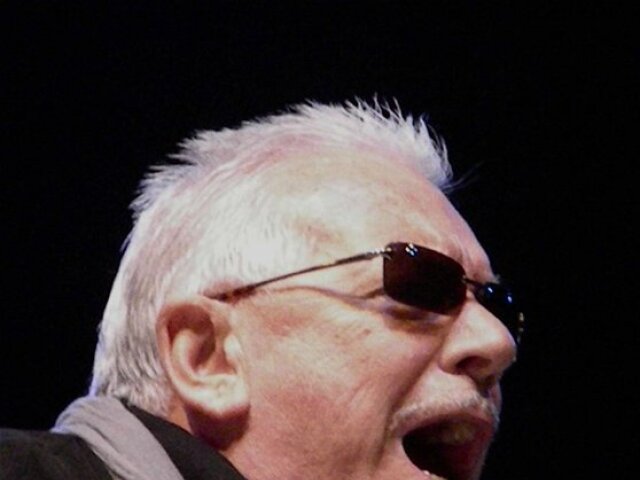 Eric Burdon sa preslávil so skupinou The Animals.