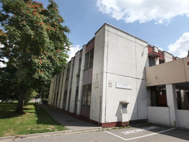 sanatórium, liečebňa, narkomani, gambleri