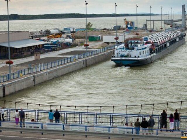 Gabčíkovo, Dunaj