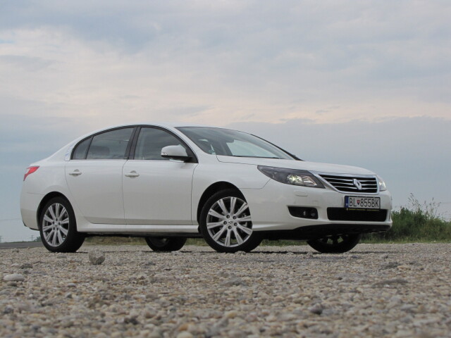 Renault Latitude 2.0 dCi Initiale