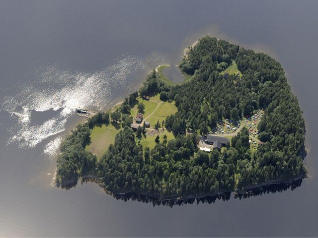 Utöja
