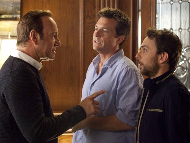 Kevin Spacey (vľavo), Jason Bateman a Charlie Day v komédii Šéfovia na zabitie.