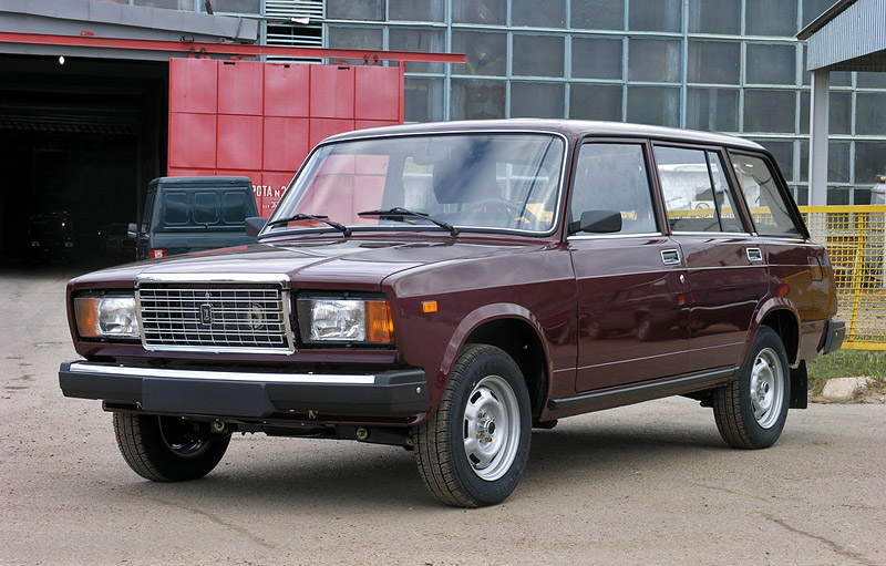 Kombi verzia sedanu VAZ 2107 sa do Československa nedovážala.