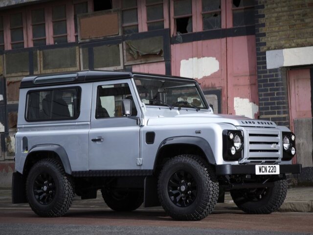 Land Rover Defender