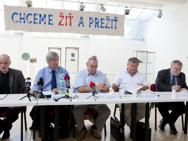 umelci, živnostníci
