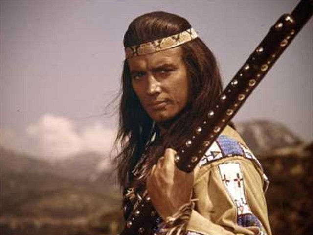 Pierre Brice ako Winnetou