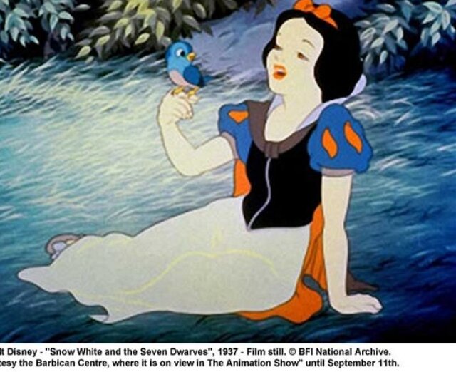Na výstave v londýnskom Barbicane je aj Snehulienka Walta Disneyho z roku 1937