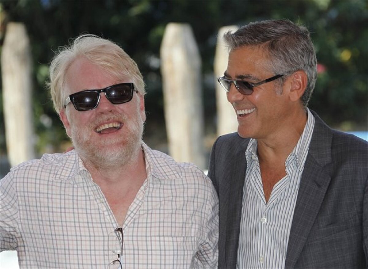 Philip Seymour Hoffman (vľavo) a George Clooney