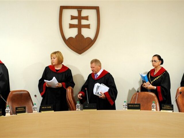 Ústavný súd, sudcovia