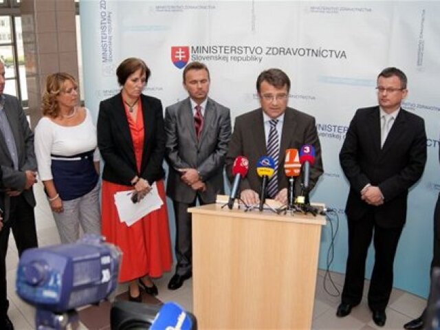 Uhliarik, ministerstvo zdravotníctva