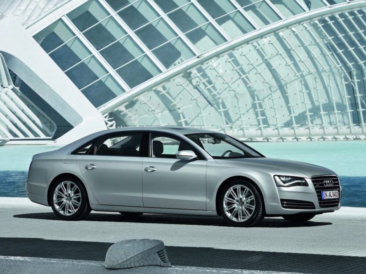 Audi A8