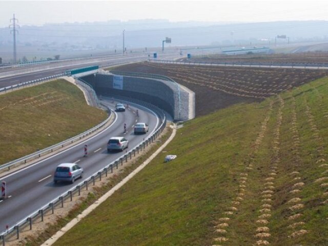 R1, diaľnica, Nitra