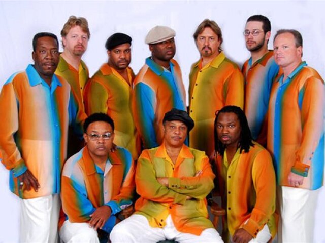 Earth, Wind & Fire Experience feat. Al McKay