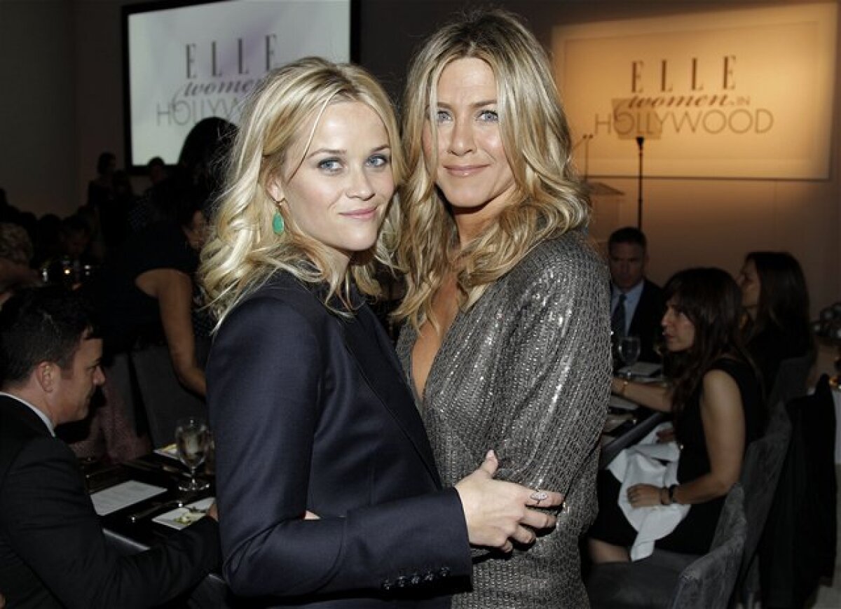 Reese Witherspoon (vľavo) a Jennifer Aniston 