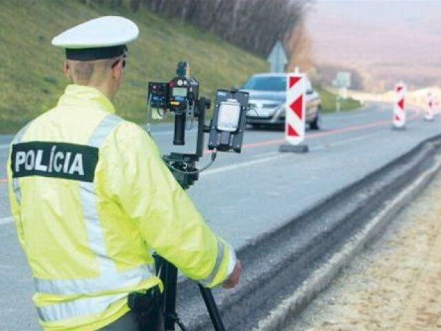Polícia
