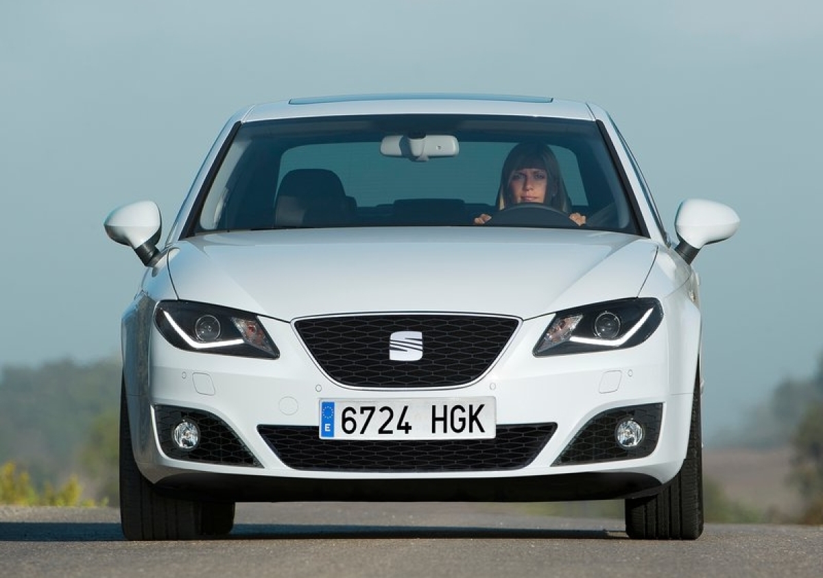 Seat-Exeo pred