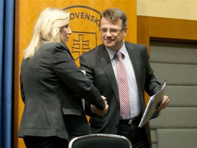 Iveta Radičová, Ivan Uhliarik