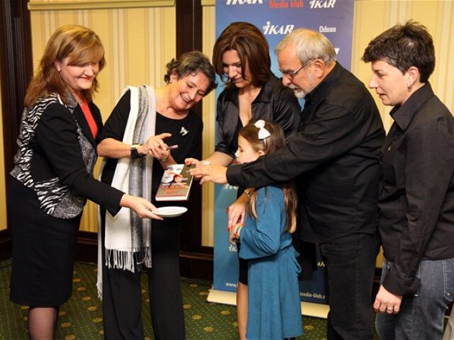 Eva Matejková, Andrea Coddington, Marián Slovák