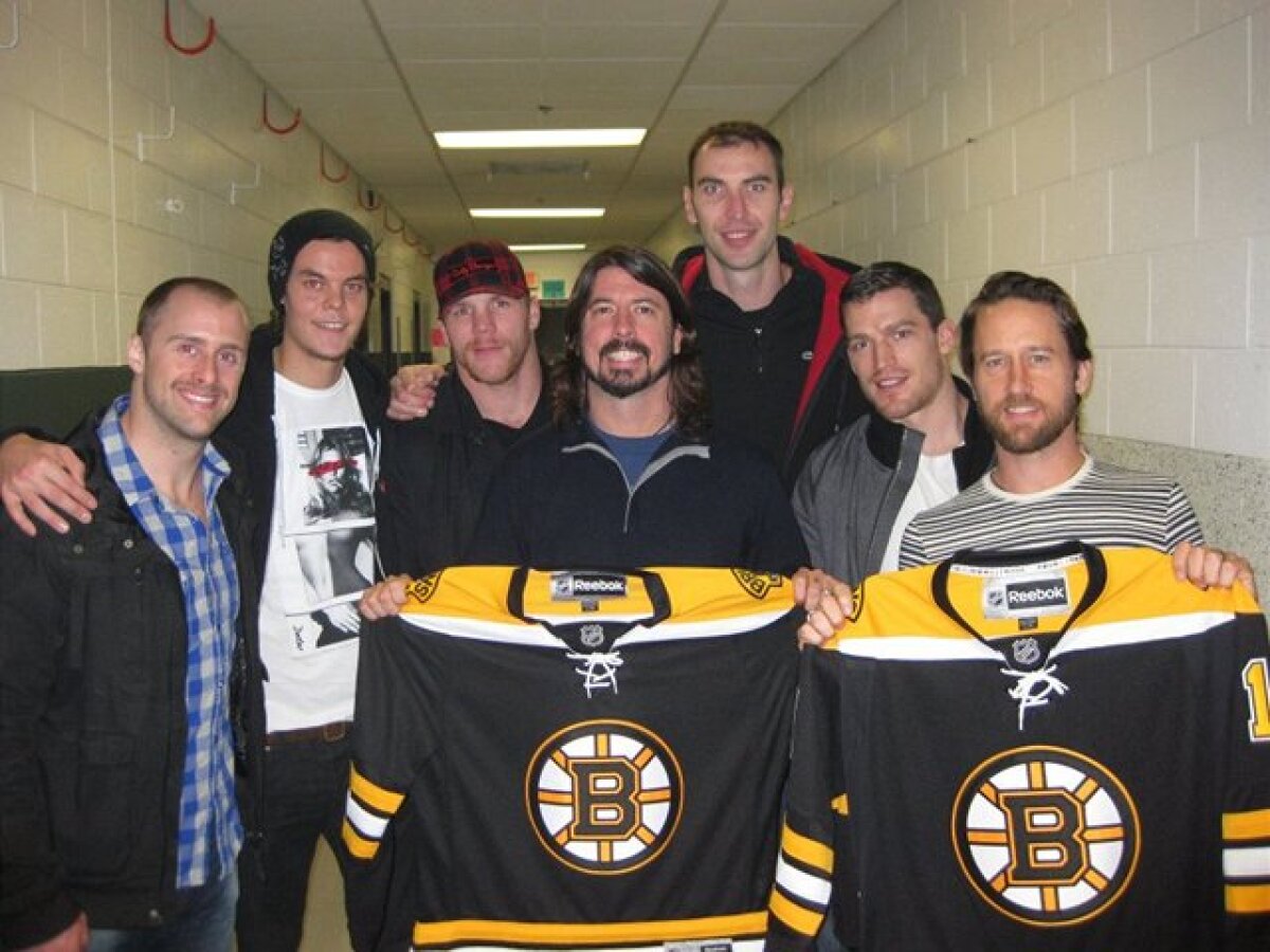 Zdeno Chára, Boston, Foo Fighters