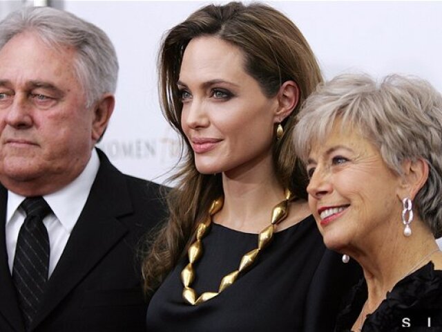 Bill Pitt,  Jane Pitt, Angelina Jolie
