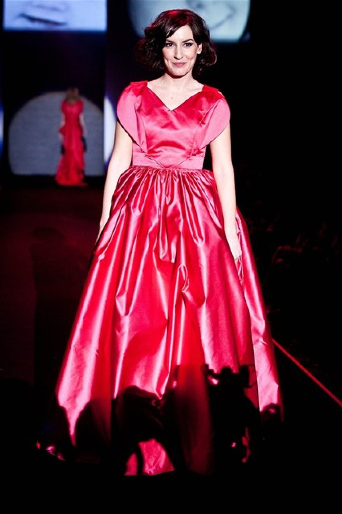 Orange Fashion Show 2011 